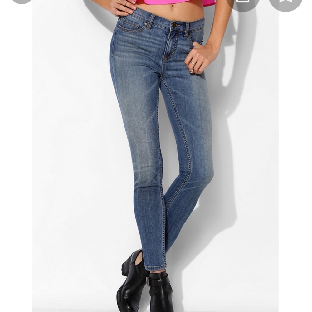 BDG Highrise Cigarette jeans